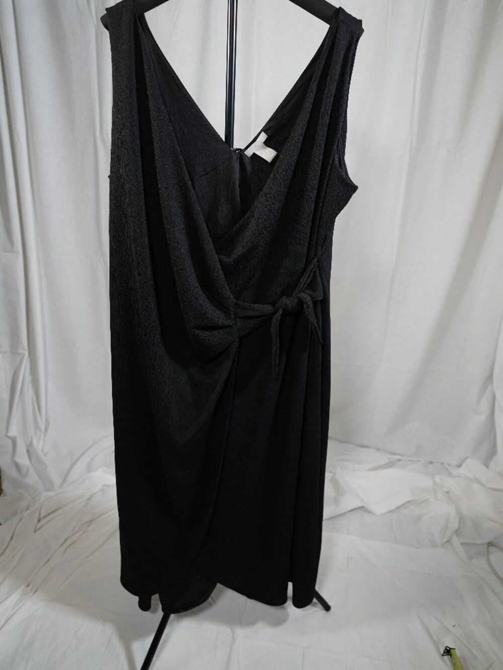 H&M XXL Black Sleeveless Draped Tie Front Midi Dress Plus Size - Picture 2 of 6
